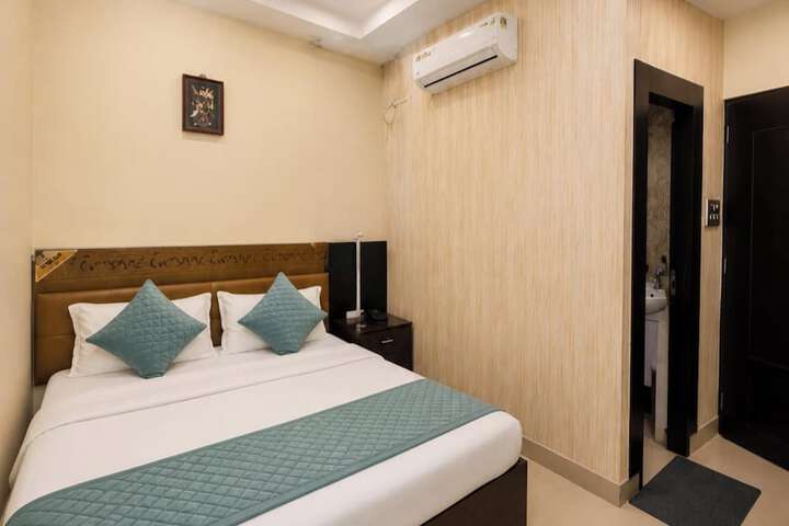 Room 2 of 21