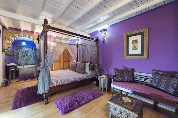 Room 6 of 58