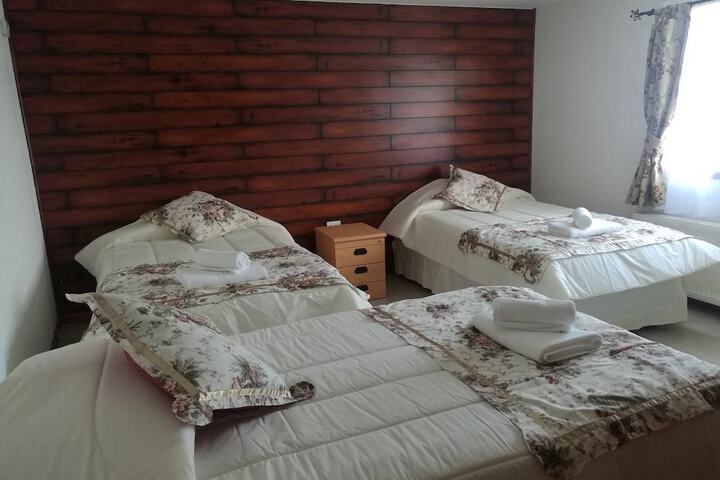 Room 3 of 16