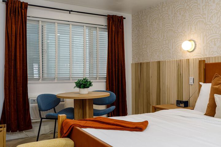 Room 48 of 105