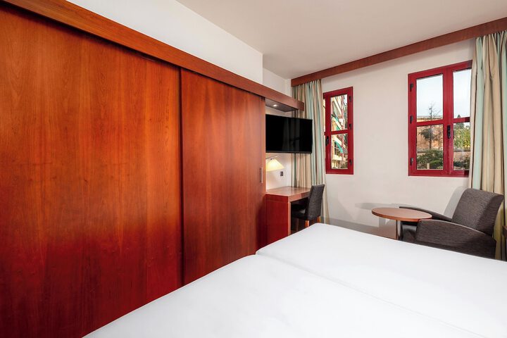 Room 16 of 59