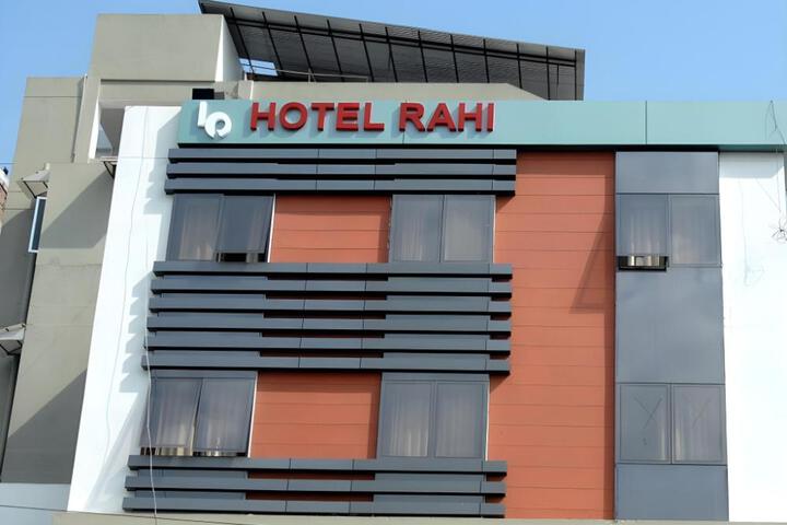 Hotel Rahi Local Unmarried NRI not alloewed