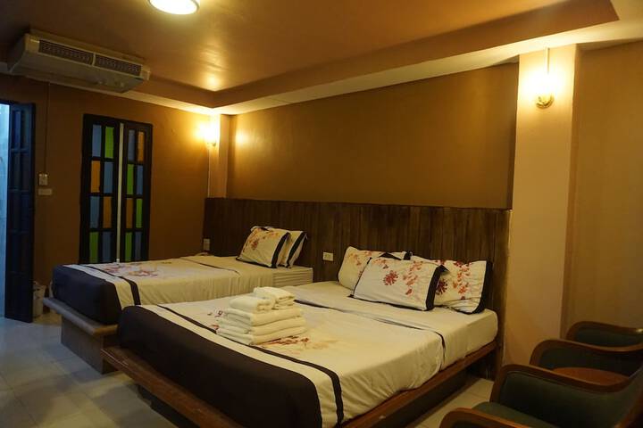 Room 15 of 47
