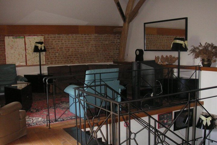 Photo 9