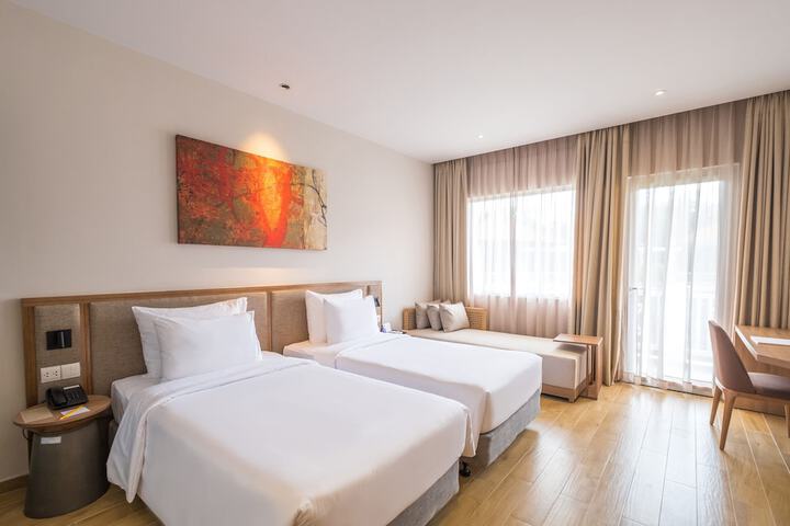 Room 25 of 71