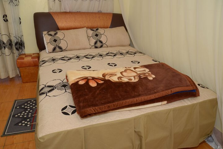 Room 8 of 20
