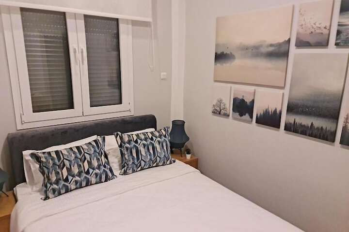 Room 8 of 26