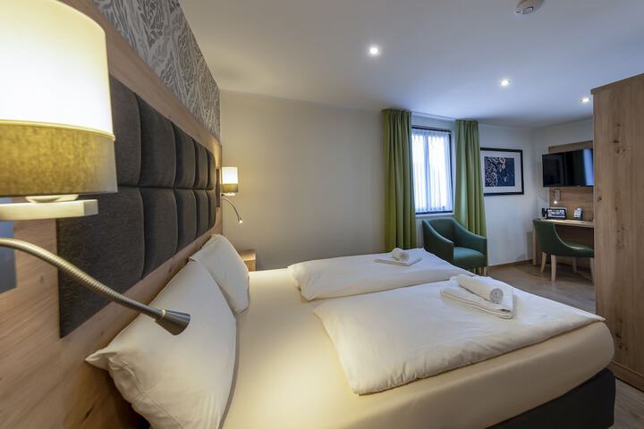 Room 54 of 140