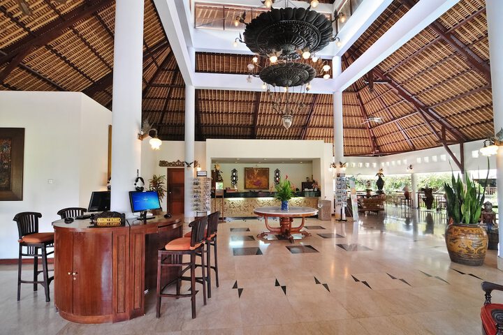 Hotel Interior 2 of 32