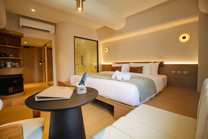 Room 18 of 59