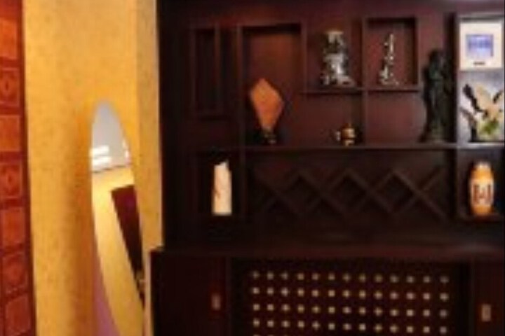 Room 3 of 11