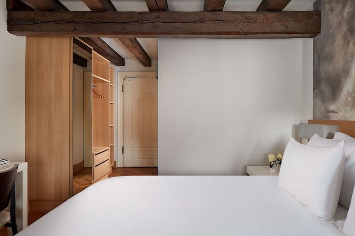 Room 19 of 55