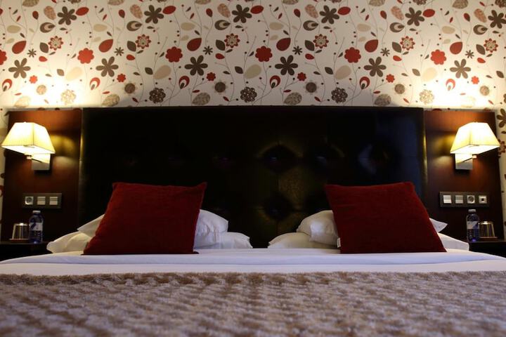 Room 23 of 54