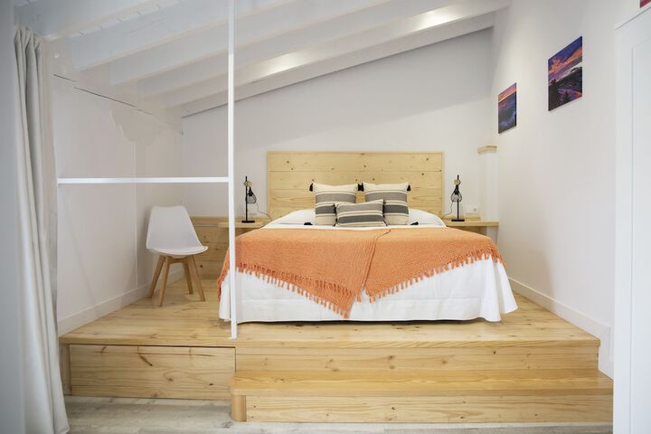 Room 45 of 164