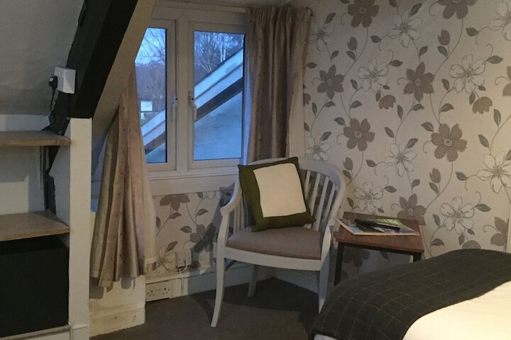 Room 16 of 45