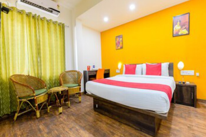 Room 15 of 22