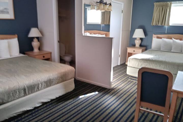 Room 5 of 73