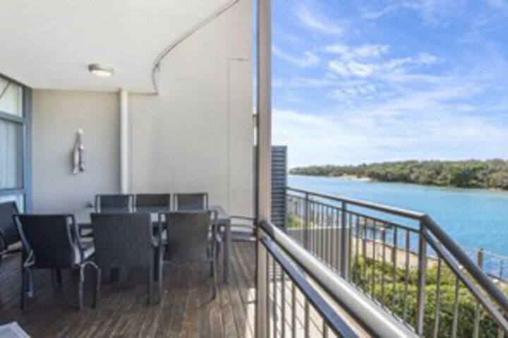 Terrace/Patio 2 of 13