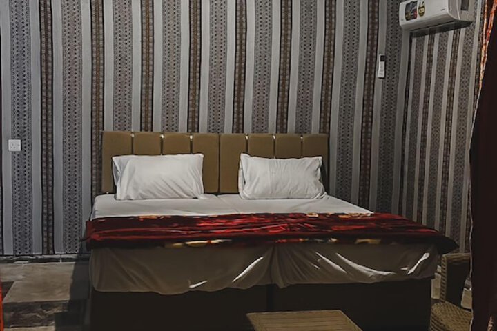 Room 3 of 30