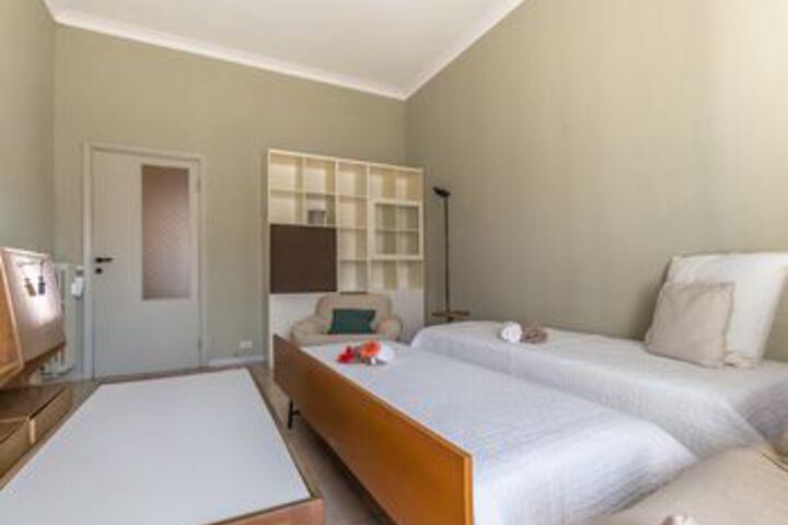 Room 14 of 35