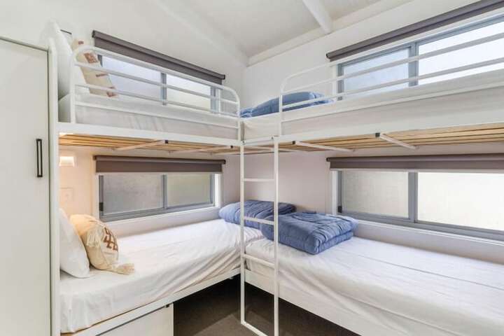 Room 15 of 94