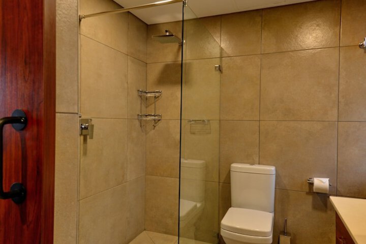 Room 14 of 68