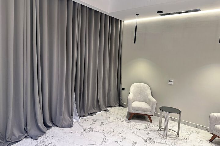 Room 82 of 147