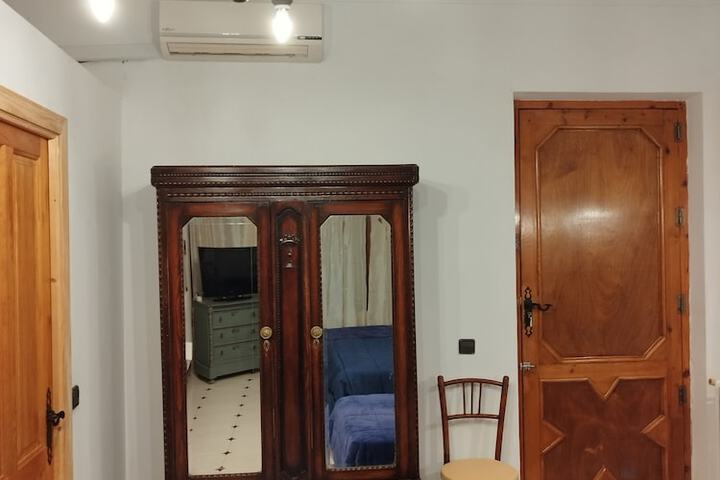 Room 11 of 44