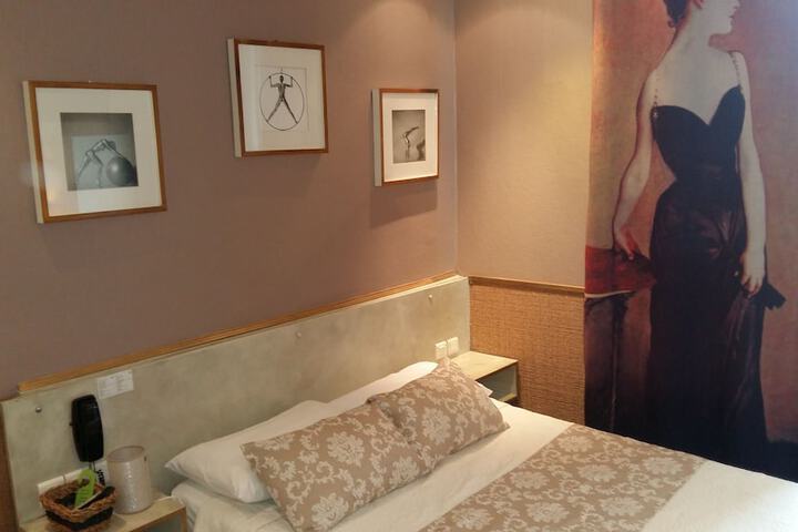 Room 45 of 90