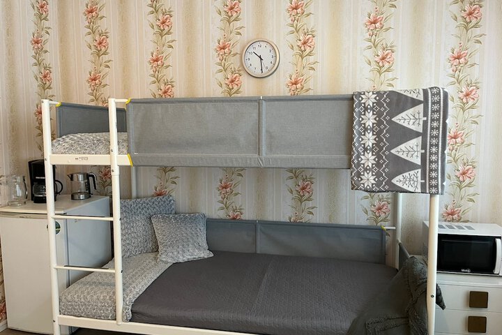 Room 73 of 108