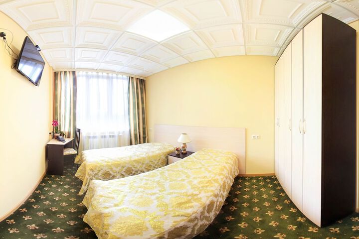 Room 3 of 22