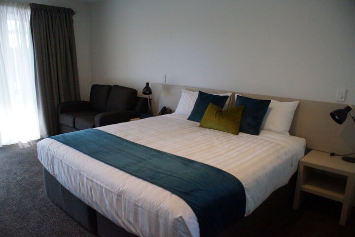 Room 11 of 75