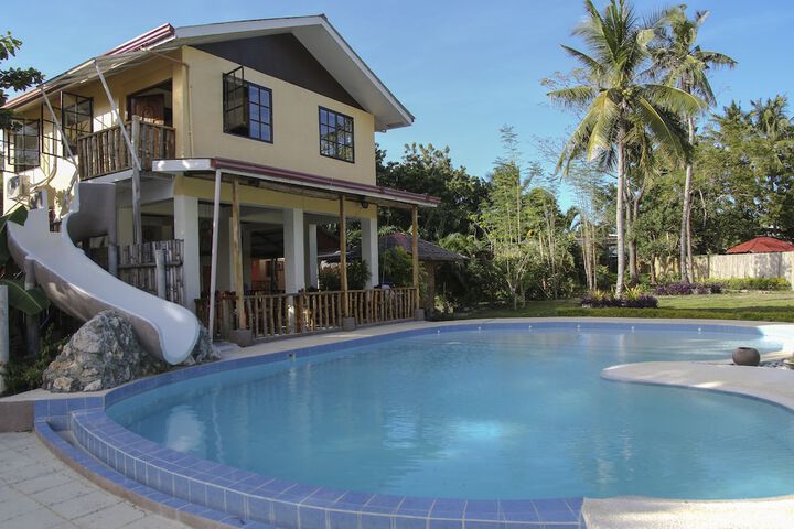 Pools & Facilities