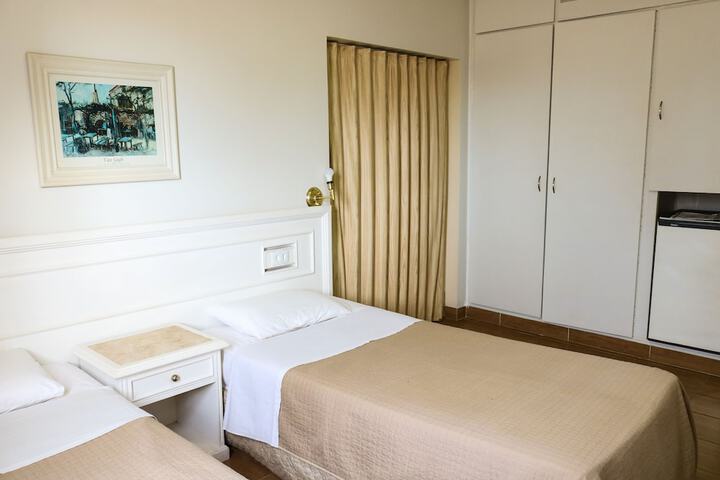 Room 47 of 80