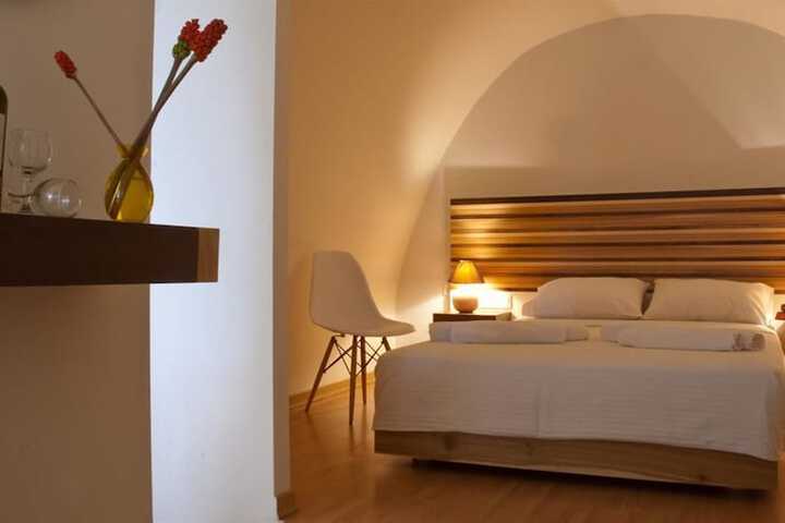 Room 5 of 52