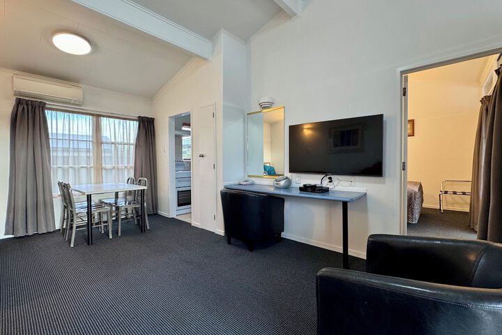 Room 14 of 42