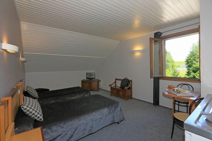Room 8 of 44