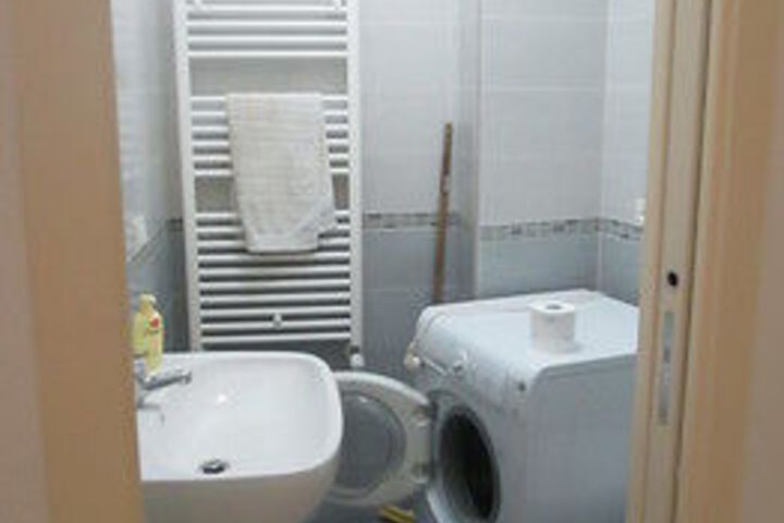 Room 2 of 12