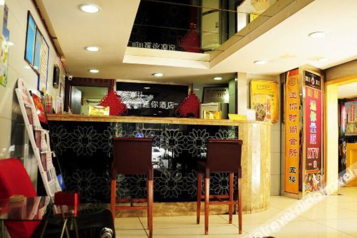 Hotel Interior 9 of 31