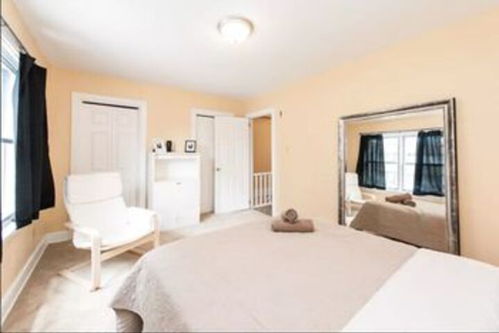 Home in Trendy & Vibrant Westboro