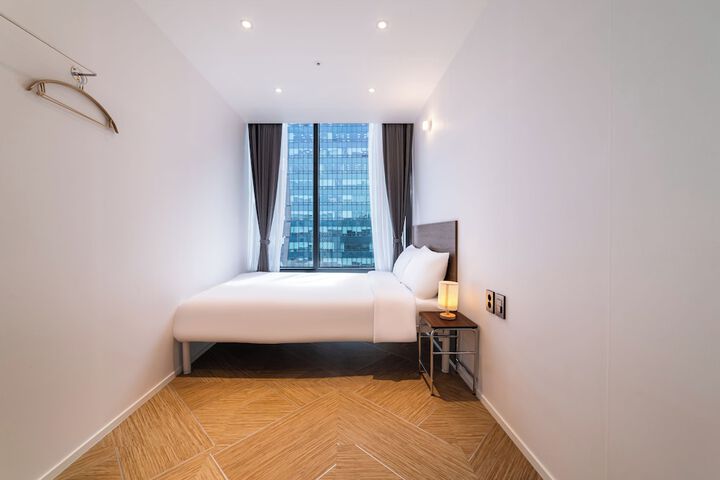 Room 32 of 130