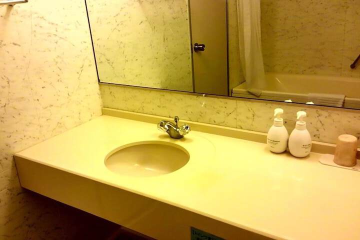 Room 30 of 45