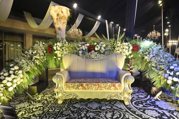 Ballroom/Hall 84 of 112