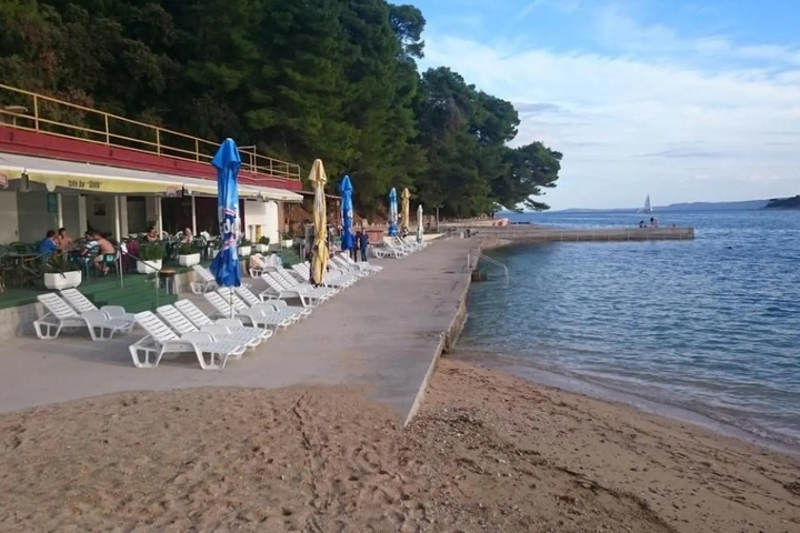 Beach 13 of 20