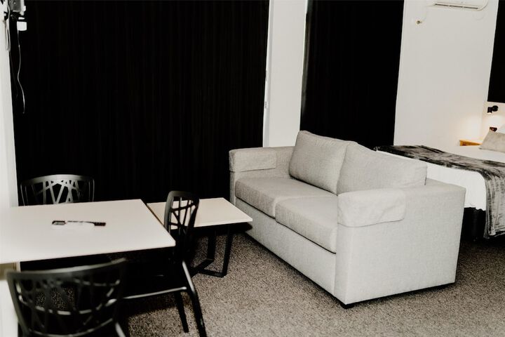 Room 15 of 74