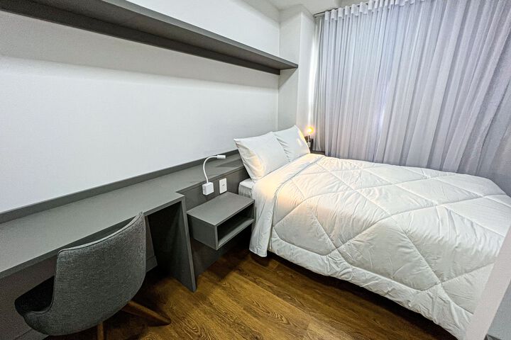 Room 18 of 21