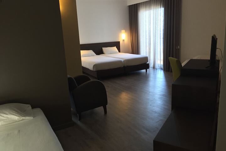 Room 19 of 51