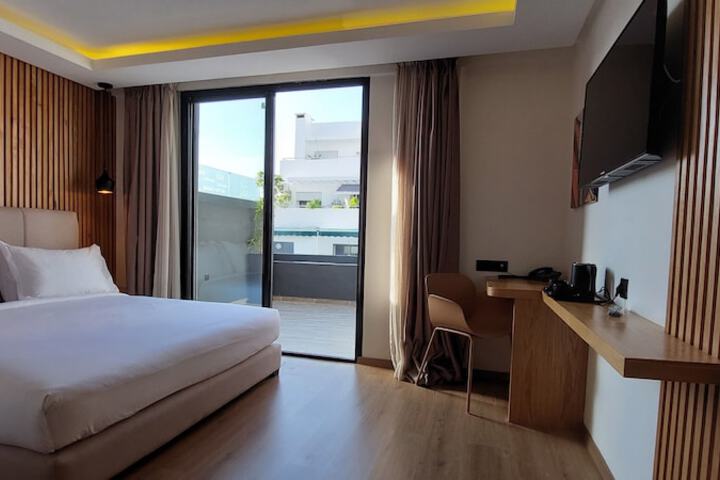 Room 43 of 84