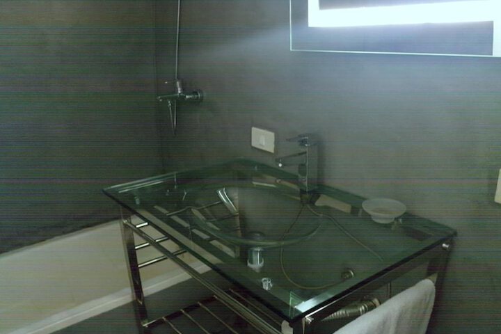 Room 44 of 65