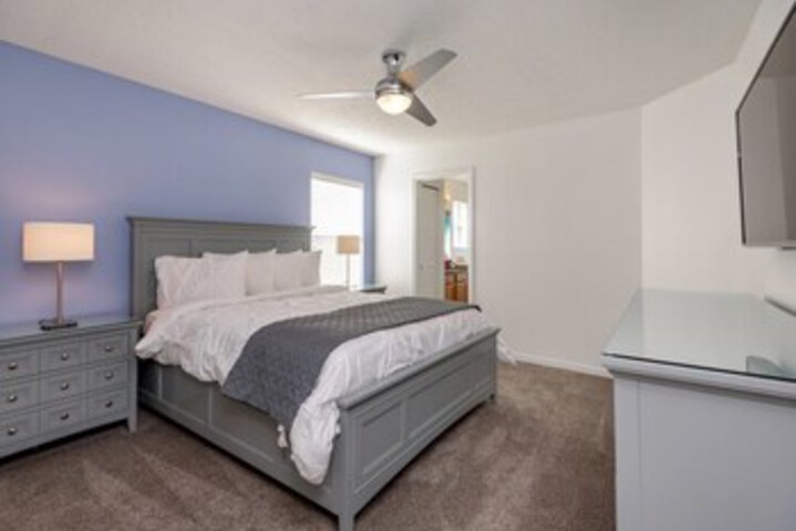 Room 13 of 25
